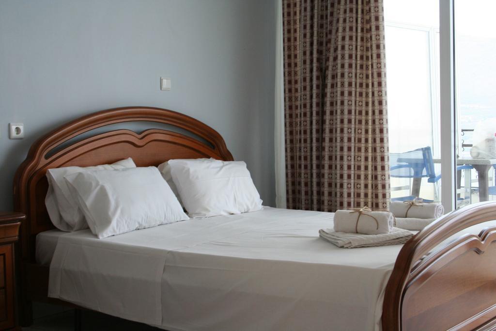 Revis Station Plataria Hotel Eksteriør billede